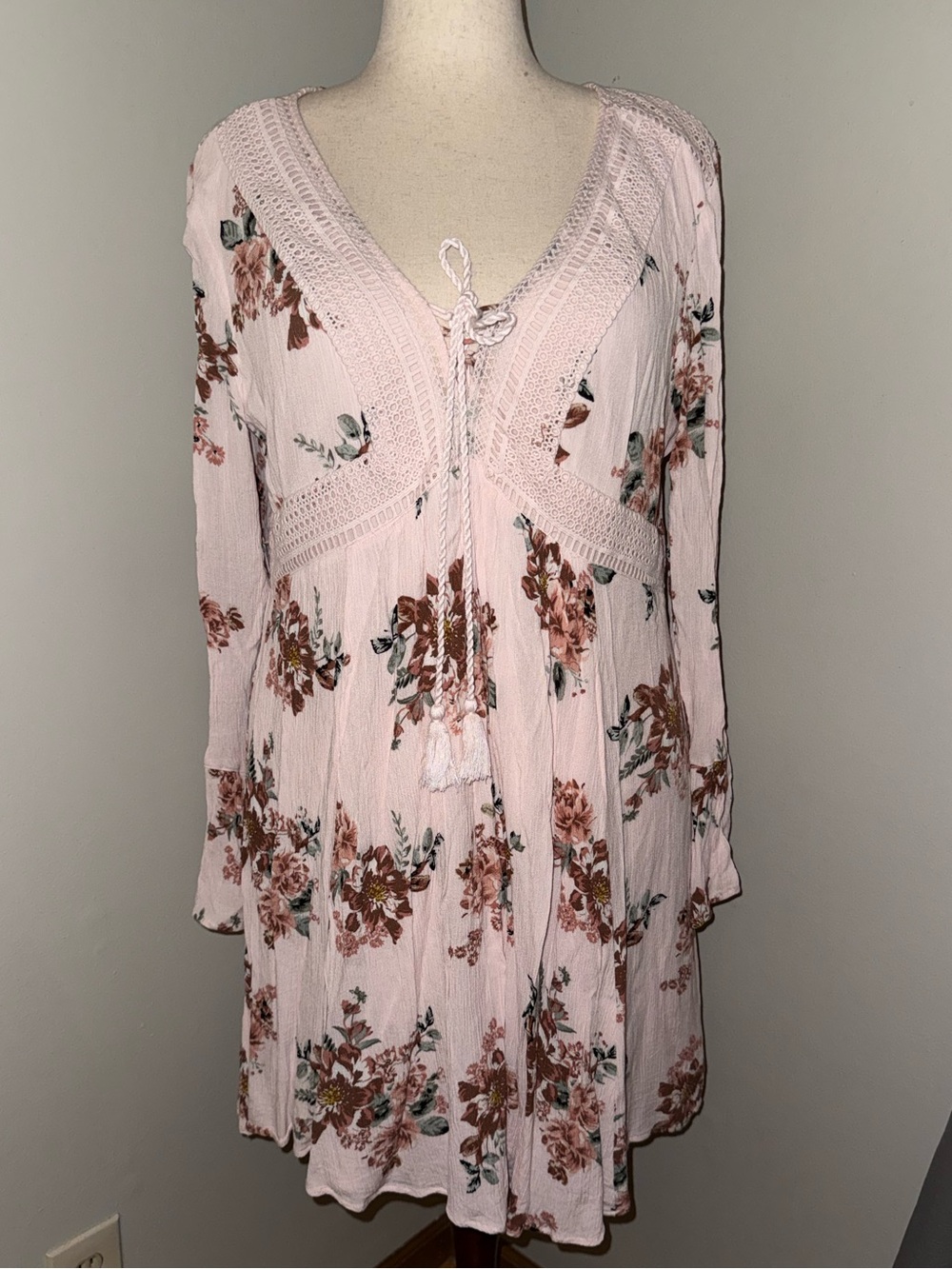 torrid Blush Pink Floral Lace-Trim Long Sleeve Dress